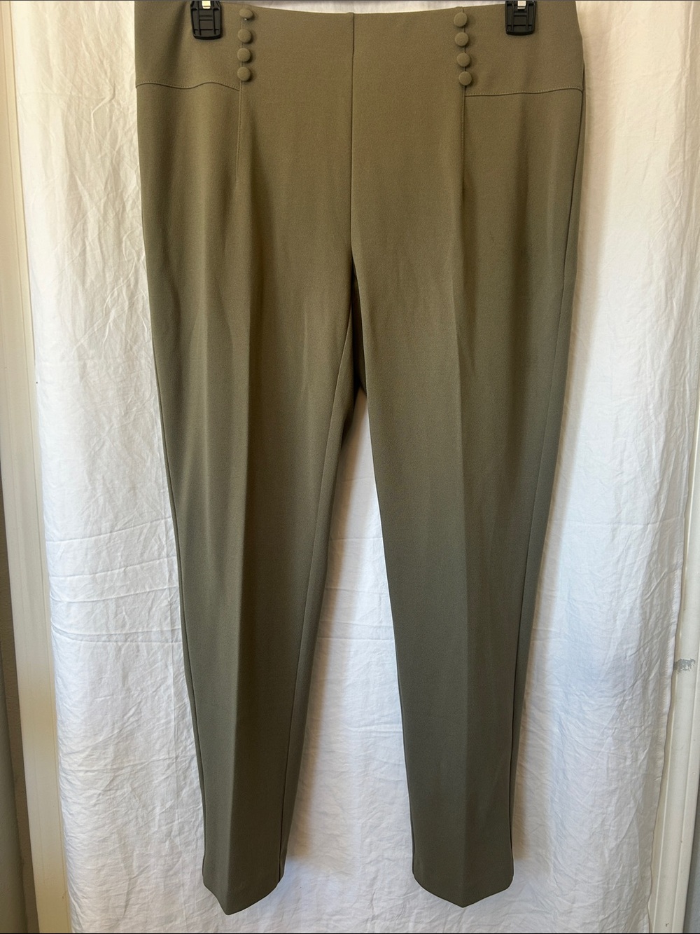 New York & Company Olive Green Women's Trousers with Decorative Waist Buttons